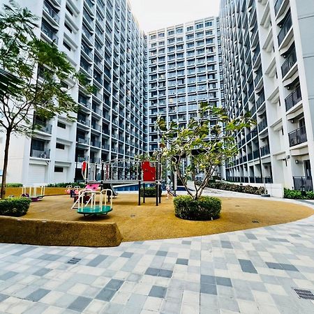 Shore 2 Residences Tower 2 Пасай Экстерьер фото